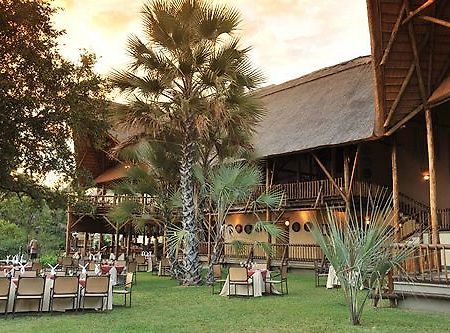 Three Cities Thorntree River Lodge Ливингстон Экстерьер фото