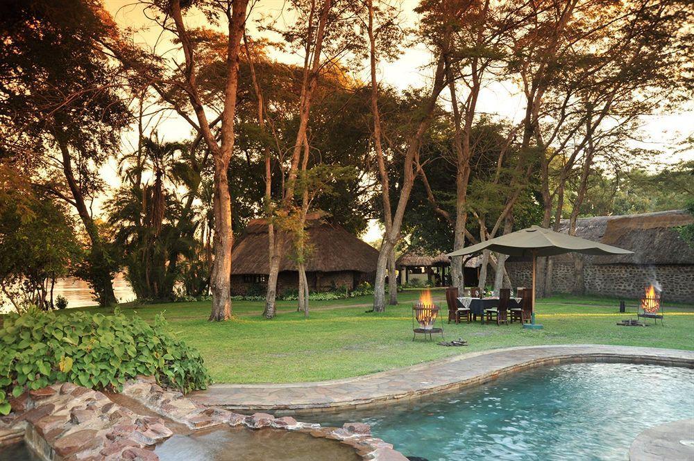 Three Cities Thorntree River Lodge Ливингстон Экстерьер фото